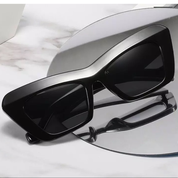 NEW ♡  BOSS LADY SQUARE  SUNGLASSES - Picture 7 of 10